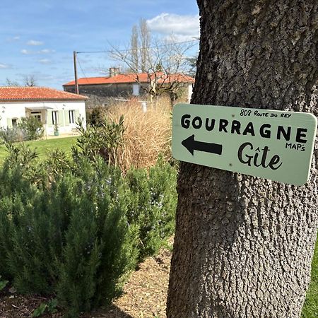 Maison De Vacances Gondrin Dış mekan fotoğraf